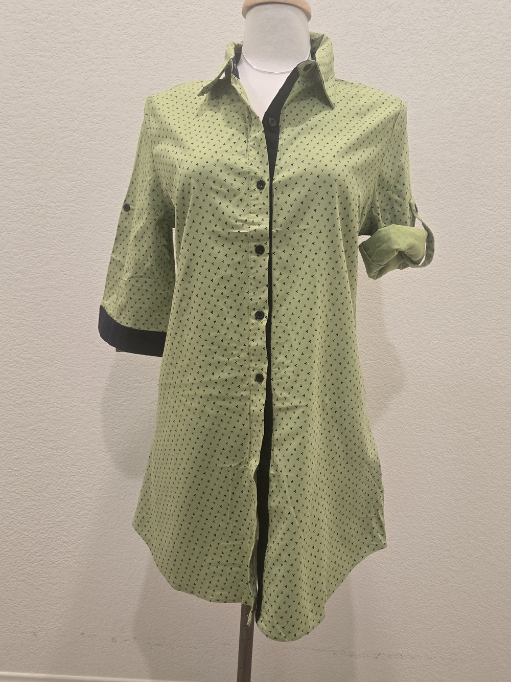 Light Green Button-Up Tunic Shirt